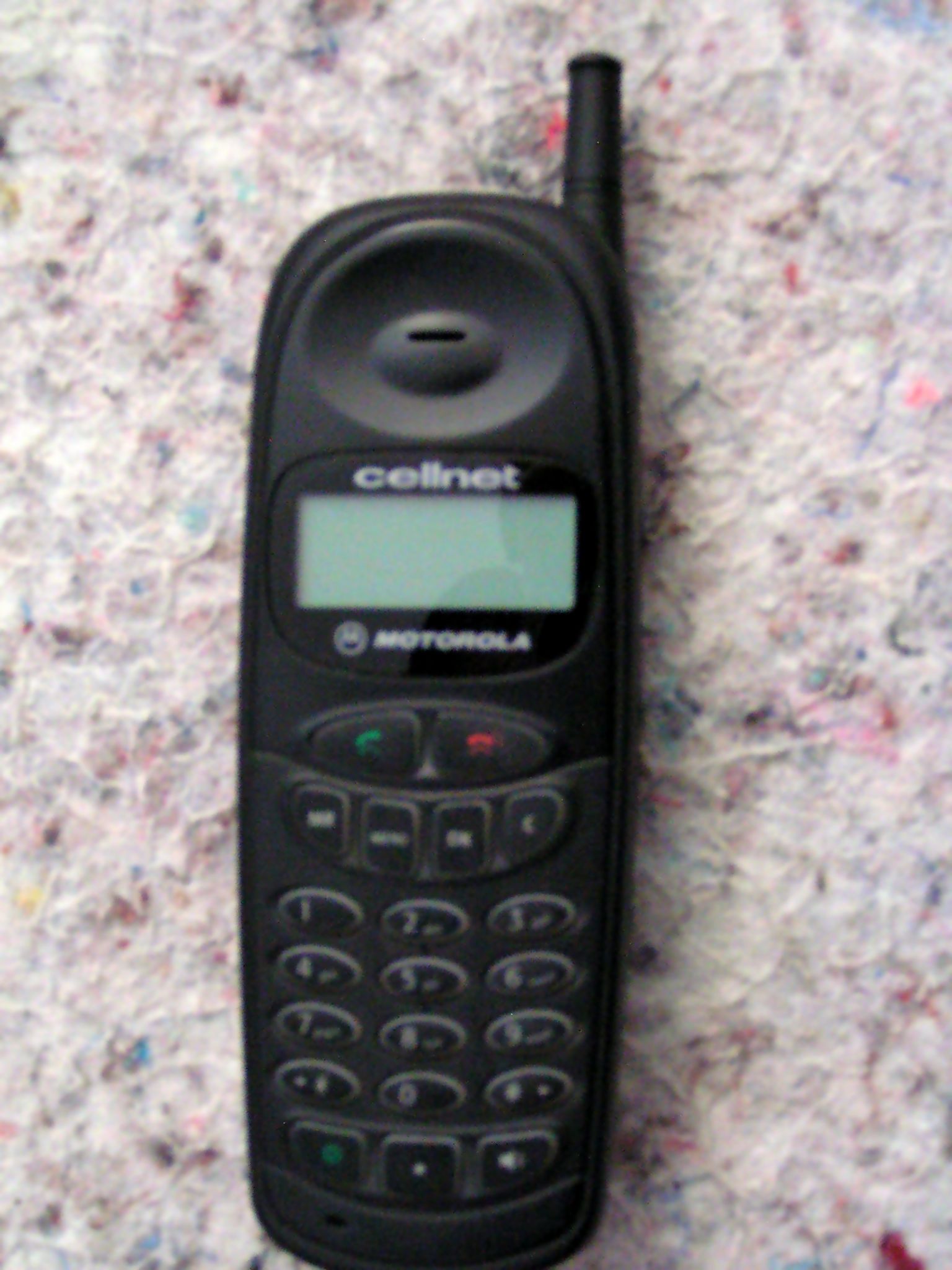 Motorola cellnet.jpg